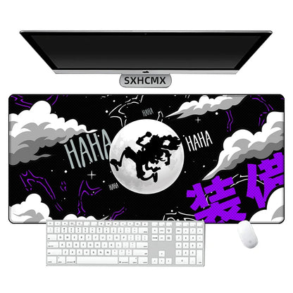 Alfombrilla de ratón en blanco y negro para PC de oficina con diseño de Luffy y accesorios para gaming.